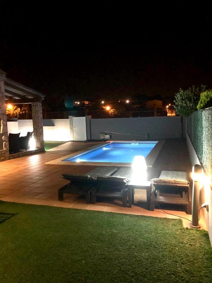 Casa En L Escala Con Piscina Y Wifi Free Villa L' Escala Eksteriør bilde