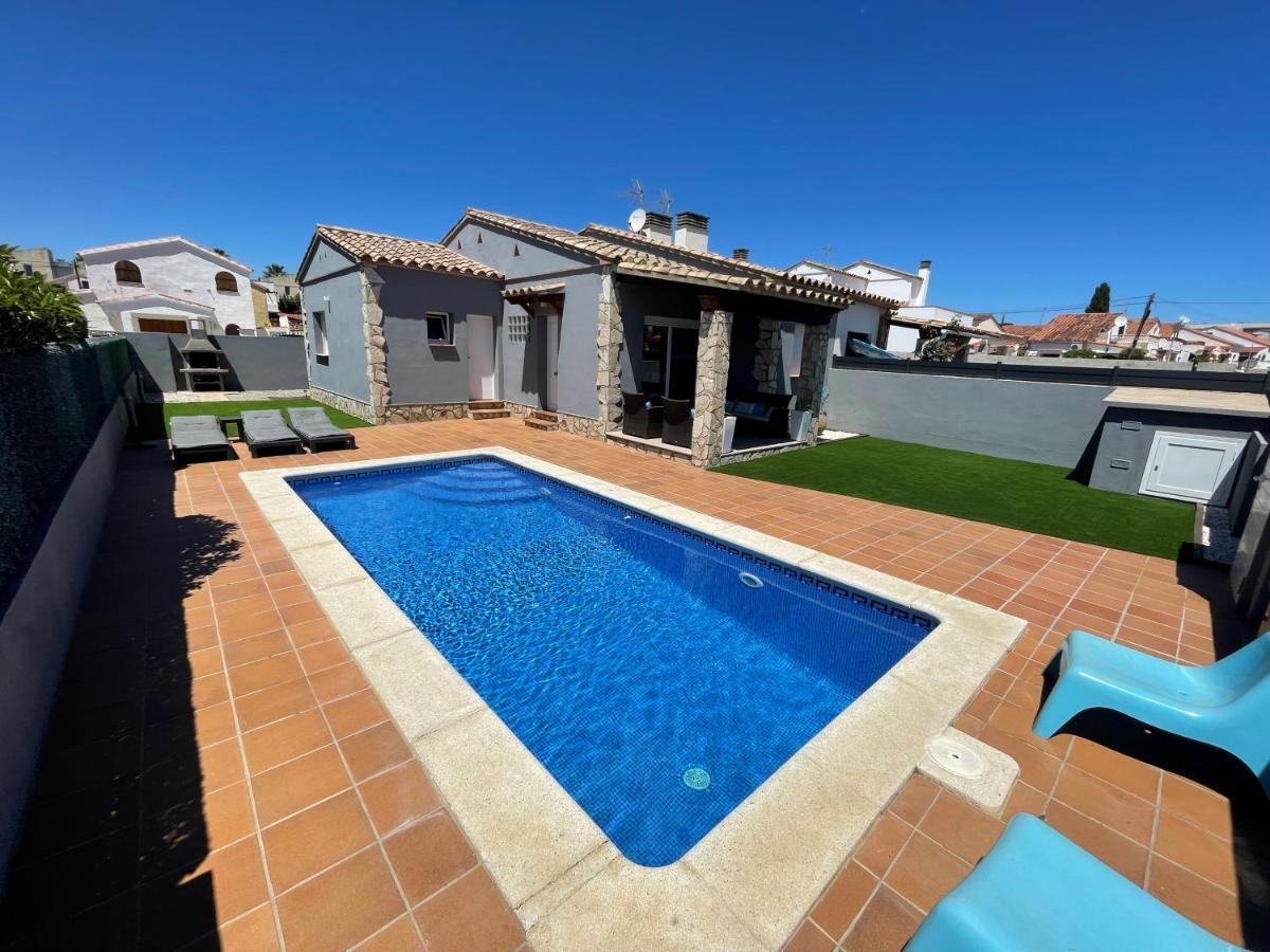 Casa En L Escala Con Piscina Y Wifi Free Villa L' Escala Eksteriør bilde