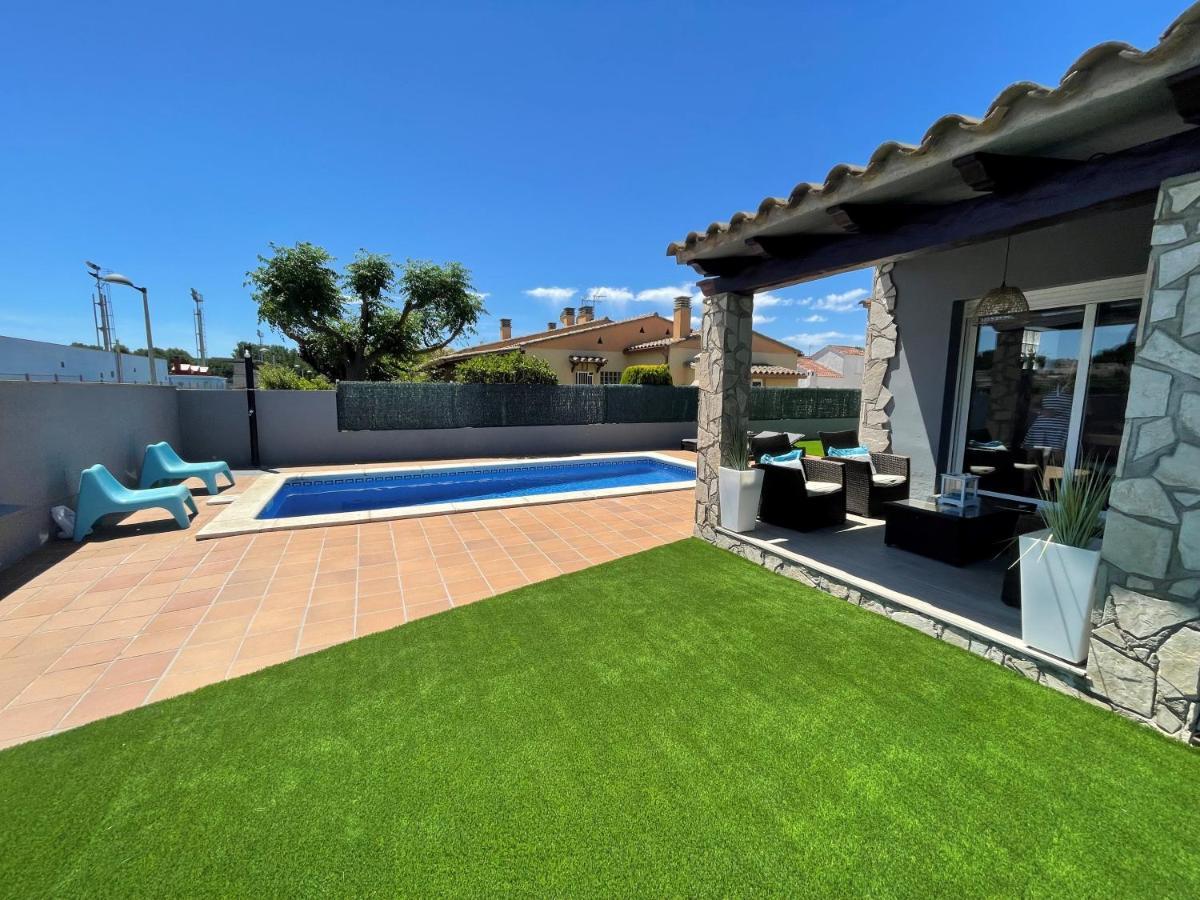 Casa En L Escala Con Piscina Y Wifi Free Villa L' Escala Eksteriør bilde