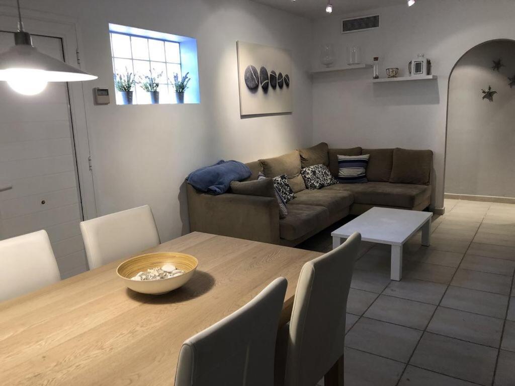 Casa En L Escala Con Piscina Y Wifi Free Villa L' Escala Eksteriør bilde